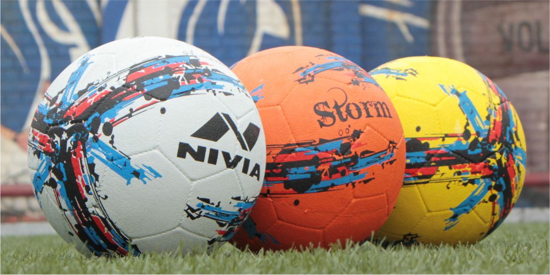 nivia storm revolution football